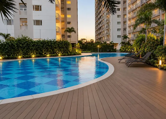 Appartamento Spacious 2br Staycation Pinas *